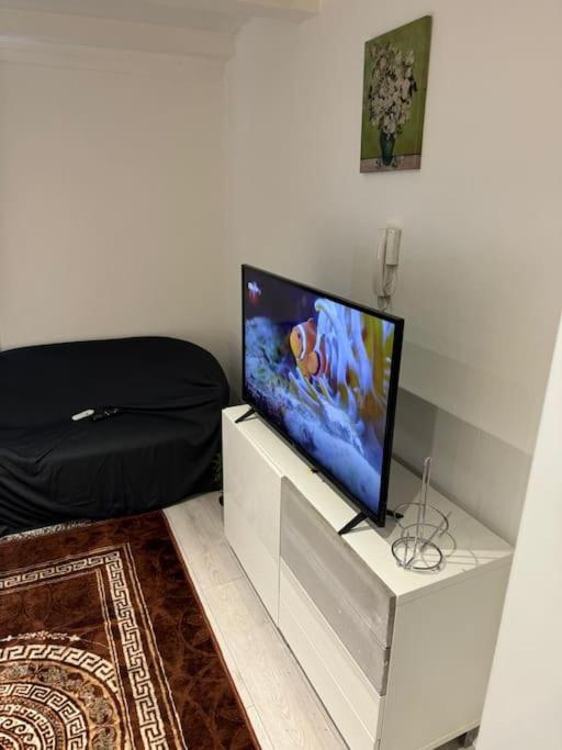 1 Bedroom Studio Central London 220 外观 照片
