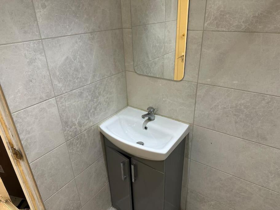 1 Bedroom Studio Central London 220 外观 照片